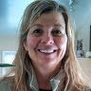 Meet your Posher, Eve